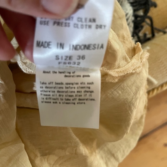 Share Spirit Beaded Tunic - Picture 10 of 11